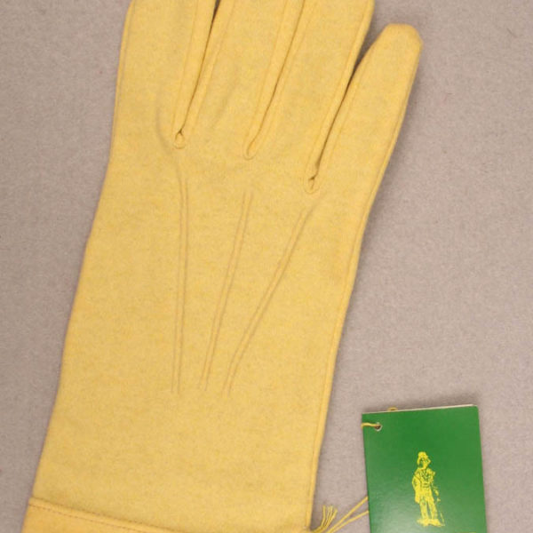 It’s On Ebay!: Jay Kos silk-lined cashmere gloves.