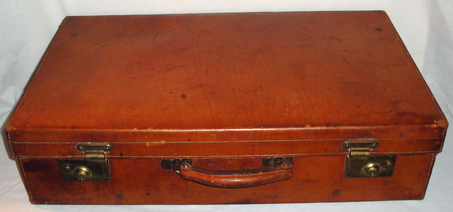 It’s On eBay: Vintage Peal & Co. for Brooks Brothers Suitcase