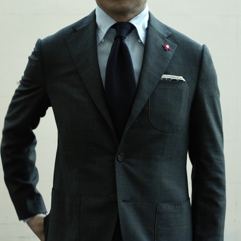 This is Hong Kong suit made in a somewhat Neopolitan style – Put This On