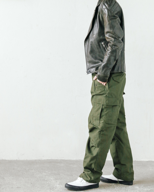 Revisiting Military Surplus Cargo Pants – Put This On