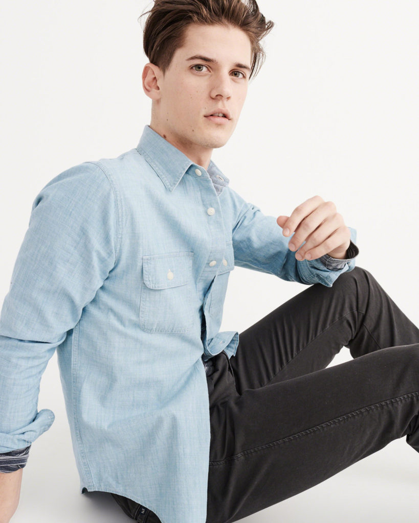 Your Workhorse Casual Shirt, Chambray – Put This On