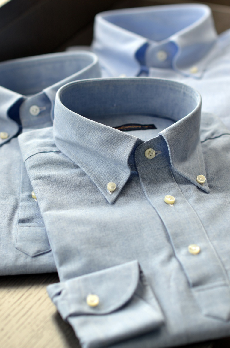 Your Workhorse Casual Shirt, Chambray – Put This On
