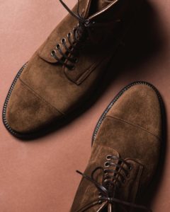 Fear and Clothing: Keeping Suede Shoes Clean This Winter – Put This On