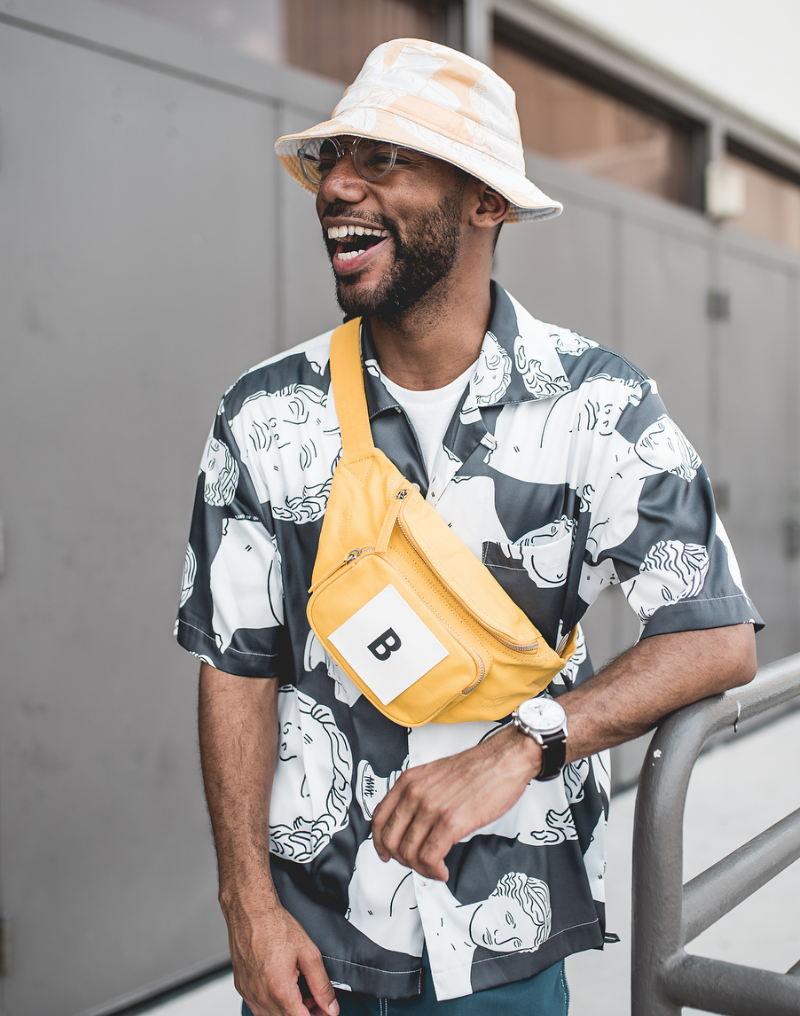 11 Bucket Hat Outfit Ideas: How to Wear a Bucket Hat