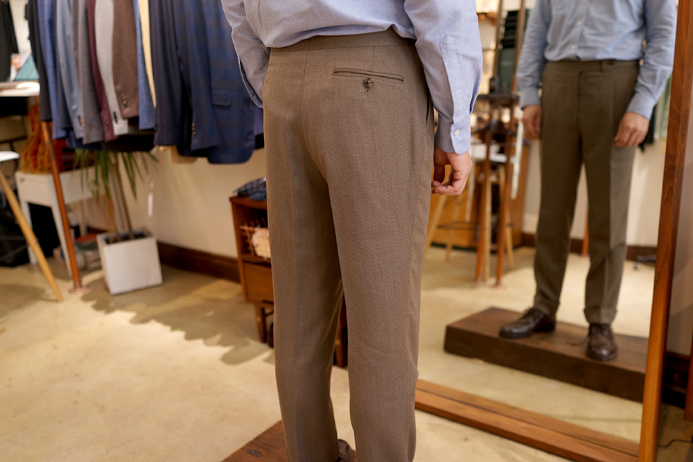 A Tailor Explains How Trousers Should Fit This On