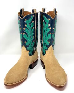 How to Get a Good Pair of Cowboy Boots – Put This On